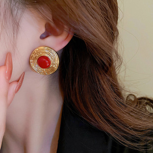 Orecchini vintage rotondi con rilievo per donna, accessori per l'orecchio semplici e alla moda da indossare tutti i giorni - Product Image 4