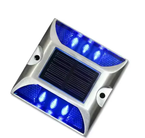 Indicador Intermitente Cuadrado, Ojos de Gato de Aluminio, Luz Solar para Carretera - Product Image 5