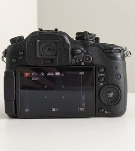 Cámara Panasonic GH4 sin Espejo para Grabación de Video, Pantalla Táctil Abatible, Live MOS, Cámara Usada al por Mayor - Product Image 3