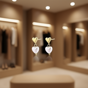 Boucles d'oreilles pendantes en forme de cœur avec fausses perles plaquées or pour femmes, à porter au quotidien - Product Image 2