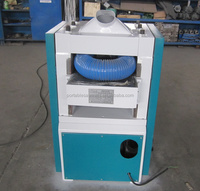 L'équipement est simple et léger et peut être déplacé à de nombreuses occasions d'autres machines à bois