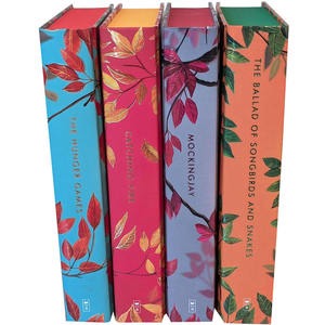 Impression de livres personnalisés à couverture rigide avec bords vaporisés sur le thème de la romance - Product Image 4