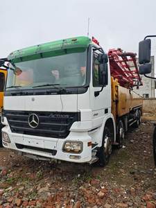 Pompe à béton d'occasion Zoomlion 62m à moteur diesel, portée verticale de 60m, à vendre à Shanghai (modèle 2021) - Product Image 3