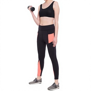 Ensemble de sport personnalisé avec logo pour femme : leggings et brassière de yoga imprimés, ensemble deux pièces pour l'entraînement - Product Image 1