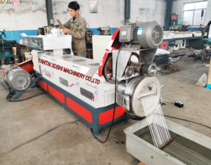 Línea de Producción de Granuladora Extrusora de Alta Eficiencia para Reciclaje de Plástico de Desecho PP/PE/HDPE/LDPE - Product Image 5