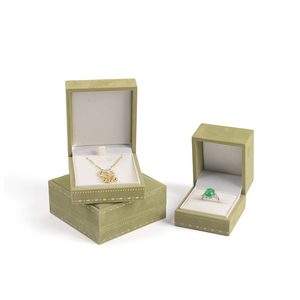 Chen lu tùy chỉnh sang trọng màu xanh lá cây nhung đồ trang sức Hộp nhẫn, lót mềm, ren đồ trang sức bao bì hộp. - Product Image 2