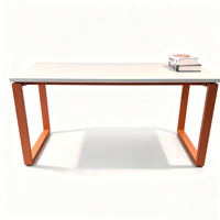 Bureau d'ordinateur moderne en métal pour le travail, idéal pour la maison, le bureau ou la salle d'étude, personnalisable