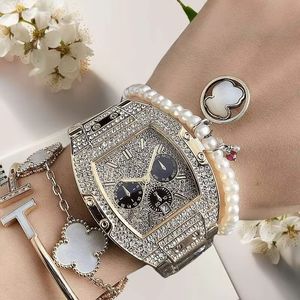 Montre pour femme en alliage doré sertie de diamants, bracelet en cuir de crocodile, mouvement à quartz, affichage multifonctionnel de la date, verre luxueux - Product Image 5