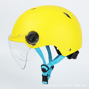 Casque de scooter électrique jaune, taille unique, à libération rapide, réglable, respirant, casque de cyclisme protecteur pour hommes et femmes - Product Image 1