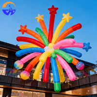 Modèle de feux d'artifice gonflable coloré personnalisé pour les célébrations du Nouvel An sur les toits des centres commerciaux en extérieur