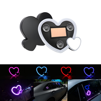 Nouvelle lumière de décoration de voiture LED solaire en forme de cœur papillon, alimentation USB, haute luminosité, ajustement universel, directement de l'usine