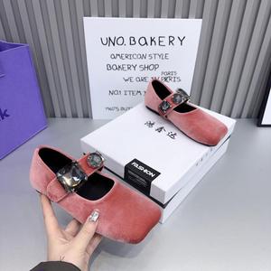 Zapatos de Gelatina de Verano para Mujer, Cómodos, Casuales, Planos, con Punta Cuadrada, Antideslizantes y Antiestáticos, de PVC Desechable - Product Image 4