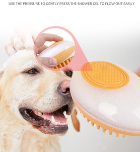 Cepillo de baño para perros, cepillo de baño para mascotas, champú de masaje, cepillo de baño con dispensador de jabón y champú, cerdas de silicona suave - Product Image 4