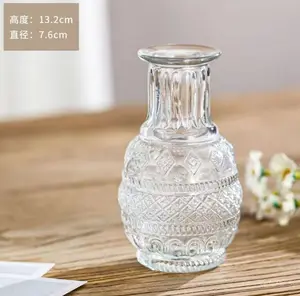 Retro Small Glass Vase Embossed Glass Mini Vase Small Glass Bud Vase With Low Price