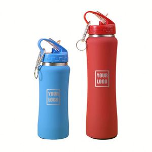 Botella de Agua Deportiva Moderna con Logotipo Personalizado, Aislada al Vacío, de Doble Pared, de Acero Inoxidable Engrosado, con Asa Portátil y Tapas, 600 ml 750 ml - Product Image 1