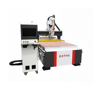 Venta Directa <span class=keywords><strong>de</strong></span> Fábrica <span class=keywords><strong>de</strong></span> Máquina <span class=keywords><strong>de</strong></span> Corte <span class=keywords><strong>de</strong></span> Madera CNC <span class=keywords><strong>con</strong></span> Husillos <span class=keywords><strong>de</strong></span> Cambio <span class=keywords><strong>de</strong></span> Herramienta 1530 ATC, Máquina Router CNC - Product Image 2