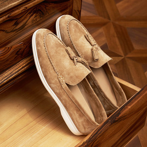 Men's Genuine Leather Sheep Suede Loafers Tassel Flats Shoes for Men <b>Pointed</b> Toe slip on Fashion Versatile - Product Image 3