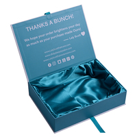 Boîte en carton vide personnalisée de grande taille, boîtes cadeaux pour vêtements, boîte magnétique bleu marine pour perruque avec nœud