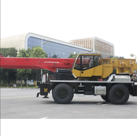 Grue tout-terrain SRC865C, moteur 205 kW Tier 4F, transmission 4x4, portée des étais 7,2 m, équipement de levage pour la construction, bon prix