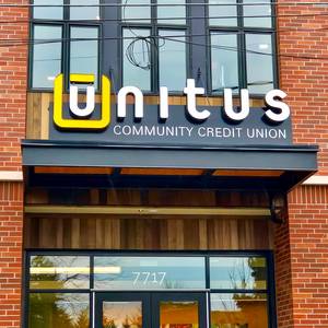 Letreiros de Canal LED LC, Letras Iluminadas para Fachada de Loja, Letras de Logo Personalizadas, Sinalização Publicitária 3D para Negócios e Edifícios Comerciais - Product Image 6