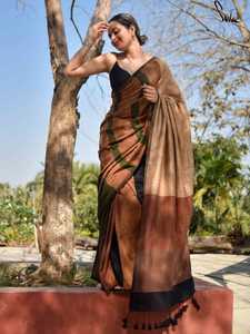 Sarees de Algodón Khadi de la Mejor Calidad con Bordado de Barra de Color y Borlas (Con Blusa), para Oficina/Uso Diario y Fiestas - Product Image 2