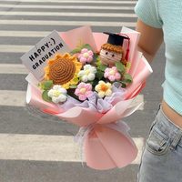 Bouquets de graduation tricotés à la main, bouquets de tournesols tricotés avec des poupées de graduation, bouquets cadeaux pour les célébrations