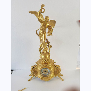 Reloj <span class=keywords><strong>de</strong></span> Repisa <span class=keywords><strong>de</strong></span> Estilo Antiguo Europeo, Chapado en Oro, con Figura <span class=keywords><strong>de</strong></span> la Diosa <span class=keywords><strong>de</strong></span> la Victoria - Product Image 4