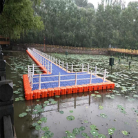 Plateformes flottantes modulaires en HDPE pour aquaculture, cages de pêche, ponts flottants, quais pour bateaux et plateformes pour bateaux à pistons, résistantes aux UV