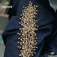 Applique en strass et perles en forme de feuille d'argent, cousue à la main, à coudre sur la robe de mariée pour la décoration