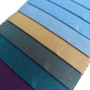 Fabrication de fil solide de coton poly teint en tissu <span class=keywords><strong>oxford</strong></span> <span class=keywords><strong>popeline</strong></span> tissée pour chemises sacs textiles de maison chaussures motif imprimé - Product Image 1