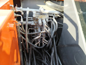 HITACHI รถขุดรถขุดมือสอง6ton รถขุดไฮดรอลิกตีนตะขาบ Zx60มือสองของแท้จากญี่ปุ่น - Product Image 5