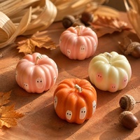Bougies parfumées en cire de soja en forme de citrouille fantôme mignonnes en gros, centre de table fantaisie pour l'automne, décoration de fête, bougie aromatique