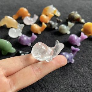 Venta al por mayor Natural tallado a mano verde Aventurina delfín cuarzo transparente ballenas para <span class=keywords><strong>la</strong></span> decoración de meditación - Product Image 3