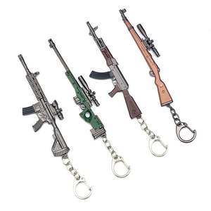 Grosir kustom mode Mini Gun Model Zinc Alloy tahan air gantungan kunci karabiner hadiah promosi 98k AWM senjata gantungan kunci - Product Image 4