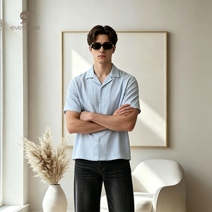 <span class=keywords><strong>Camicia</strong></span> da <span class=keywords><strong>Uomo</strong></span> Traspirante in <span class=keywords><strong>Pizzo</strong></span> Crochet Effetto Marmo Acquatico, 185gsm, Misto Cotone, Blu Chiaro, Stile Resort Cubano con Motivo Astratto a Spirale - Product Image 1