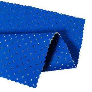 Rouleau de feuille de caoutchouc néoprène super élastique de 2mm à 7mm de diamètre personnalisé Tissu perforé pour protège-poignets Divertissement sportif - Product Image 2