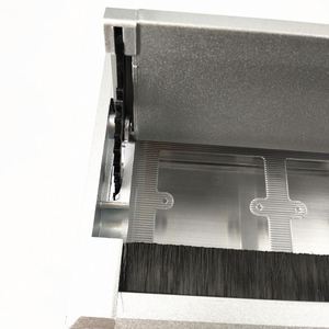 Doppio lato 400mm 4 fori di presa tampone chiusura in lega di alluminio cavo di gestione spazzola scatola per tavolo da ufficio - Product Image 6