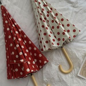 Parapluie droit vintage à pois avec poignée en bois en forme de J, personnalisable avec logo OEM, pour femme, cadeau boutique, vente en gros - Product Image 2