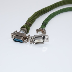 موصل مستطيل مغلق متعدد الأطراف من سلسلة J30J عالي الكثافة ومقاوم لدرجات الحرارة العالية - Product Image 1