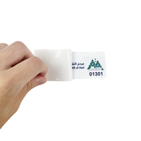 Étiquette de pare-brise rfid étiquette autocollante uhf rfid passive longue portée pour l'immatriculation ou le stationnement de véhicules de suivi de péage de voiture