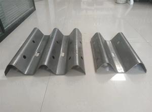 Máquina formadora de rollos Wadley W Beam 2 Wave Fence para fabricación en frío de vallas de seguridad de acero para autopistas y soportes de montaje de barreras de seguridad. - Product Image 6