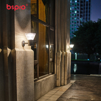 Lampe murale solaire de sécurité Bspro, indice de protection IP65, pour usage extérieur en jardin, LED, montage mural