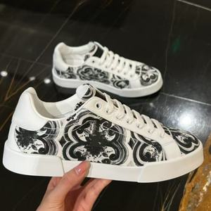 Luxurious Fashion Running Skateboard <b>Shoes</b> Designer Luxury Brand Casual Sneaker Canvas Printed Flower Lace Up Sports board <b>Shoes</b> - Product Image 4