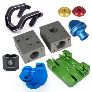 خدمات تصنيع CNC وصب القوالب لقطع غيار السيارات، خدمة مخصصة لتشكيل الألومنيوم والمعادن، قطع غيار مصبوبة بالقالب. - Product Image 1