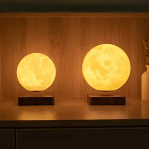 Toptan levitating lambası ay-2022 kapalı dekorasyon LED Touchswitch masa lambası yüzen manyetik levitasyonunun 3 renk 14cm 18cm ay