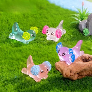 Figura de Axolotl de Resina Transparente, Adorable Miniatura de Salamandra para Decoración de Micro Paisajes y Terrarios DIY - Product Image 3