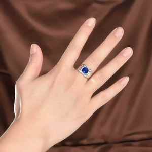 Anillo para hombre SGARIT de oro de 18 quilates con zafiro natural azul real de 3.04 quilates, joyería con diamante natural de 42 piezas y 0.105 quilates, certificado AIGS+NGTC - Product Image 2