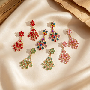 Boucles d'oreilles vintage à longues pampilles rouges florales serties de diamants, boucles d'oreilles originales - Product Image 3