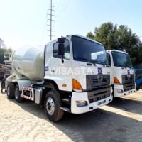 2016 ans 10m3 12m3 Zoomlion Hino Dimensions Capacité avec moteur diesel Machine de construction Camion malaxeur à béton utilisé