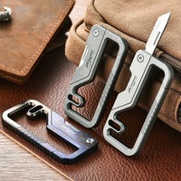 Porte-clés en métal d'auto-défense en alliage de titane outil de survie en plein air multifonction Portable pour Camping randonnée clé de couteau Portable